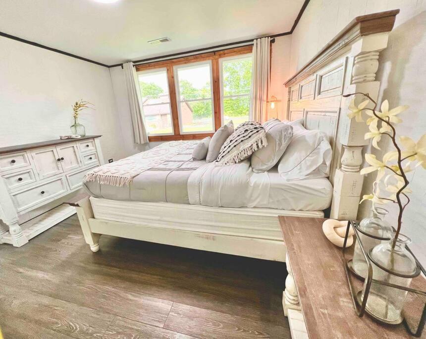 Small Rental For Couple Getaway Dalton Extérieur photo